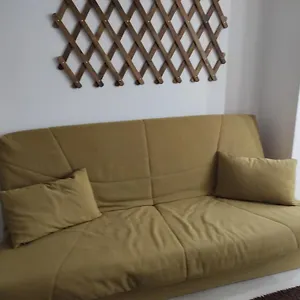 comfy-condo-otopeni.bucharesthotelsnow.com/