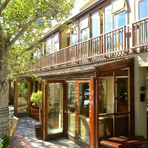 ikhaya-lodge-conference-centre.hotels-capetown.com/
